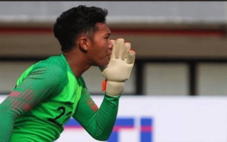 Kiper muda Persija Muhammad Risky Sudirman. ANTARA/HO/Persija