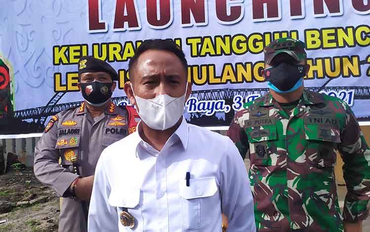 Wali Kota Palangka Raya Fairid Naparin didampingi Kapolresta dan Dandim 1016 Palangka Raya