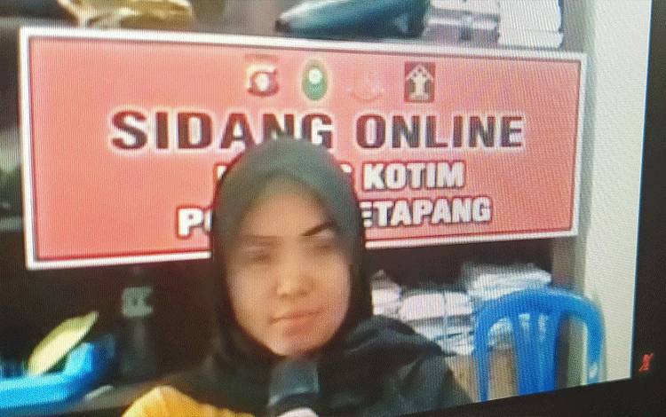 Memelsy alias Elsie terdakwa kasus sabu.