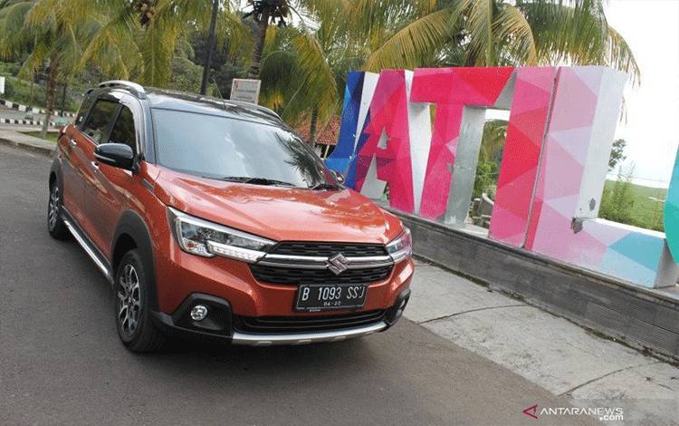 Suzuki XL7, salah satu mobil yang mendapat insentif PPnBm (ANTARA/Alviansyah)