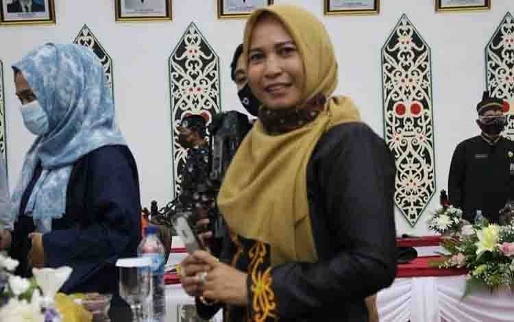 Anggota Komisi C DPRD Kota Palangka Raya, Mukarramah