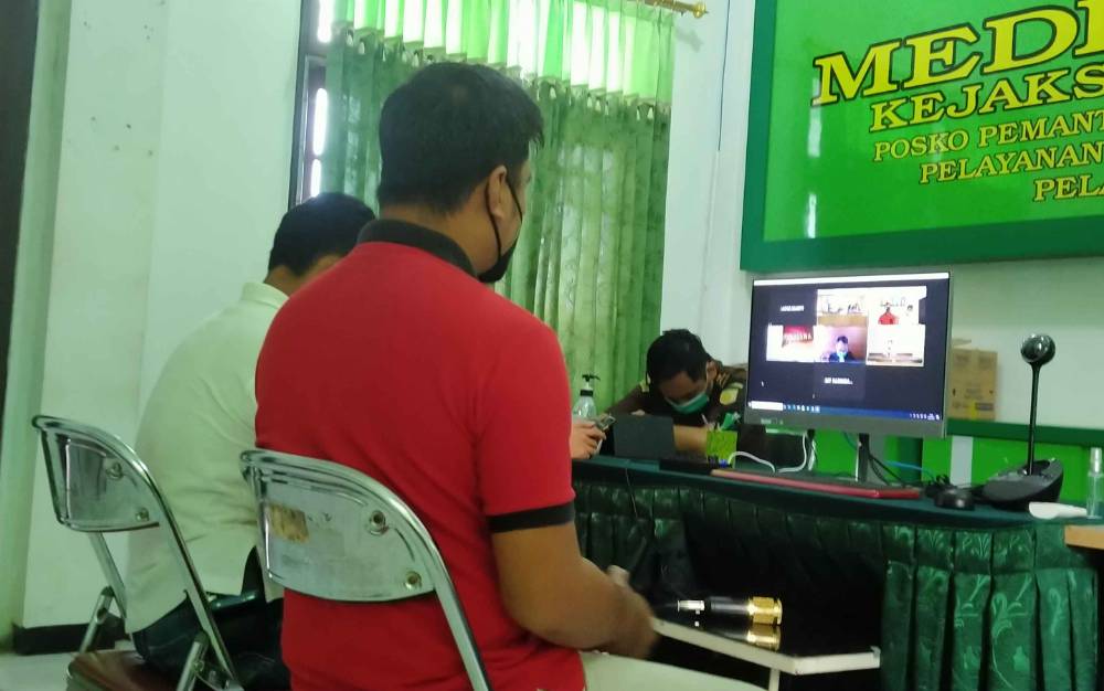 Saksi kepolisian memberikan keterangan dalam kasus sabu dengan terdakwa Irpan alias Ipan.