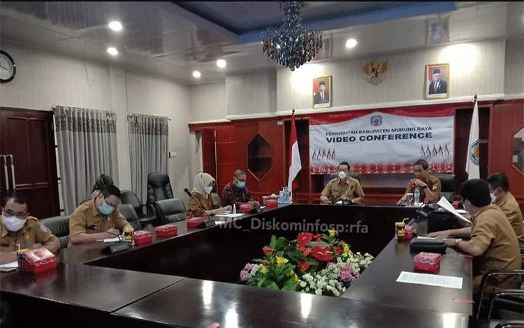 Bupati Mura saat memimpin rapat bahas tindaklanjut pengoperasian Politeknik.