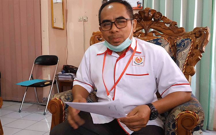 Kepala Bapenda Seruyan Sukardi