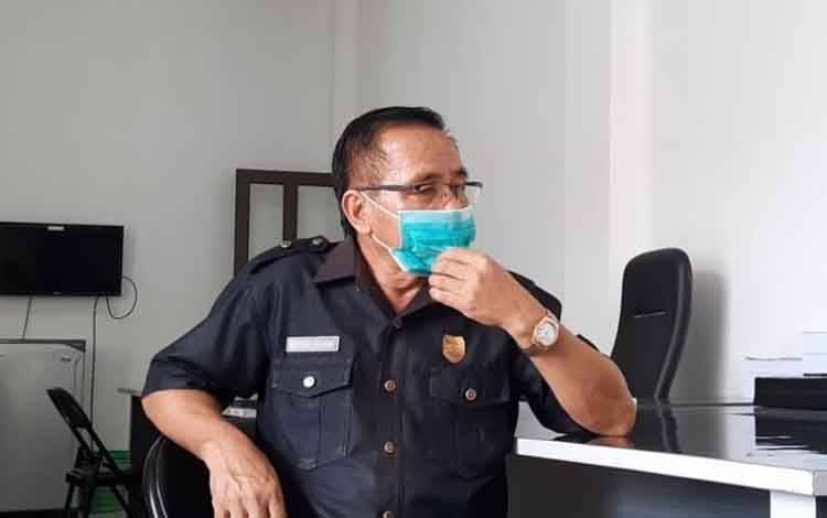 Ketua DPRD Kabupaten Gumas, Akerman Sahidar.