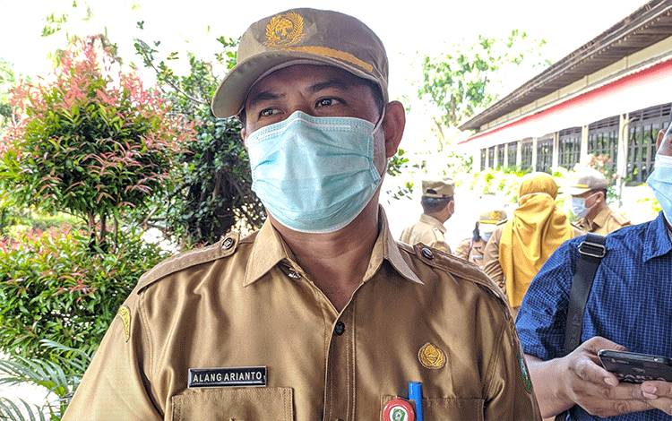 Kepala Badan Kepegawaian dan Pengembangan Sumber Daya Manusia Kotim Alang Arianto