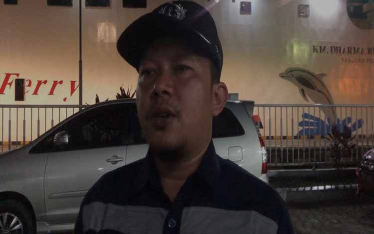 Manager Lapangan PT DLU Cabang Kumai, Firman Dandy
