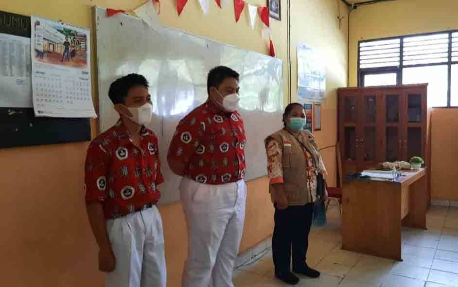 Tim Satgas Covid-19 Kota Palangka Raya melakukan pengawasan dan penertiban protokol kesehatan di SMAN 1