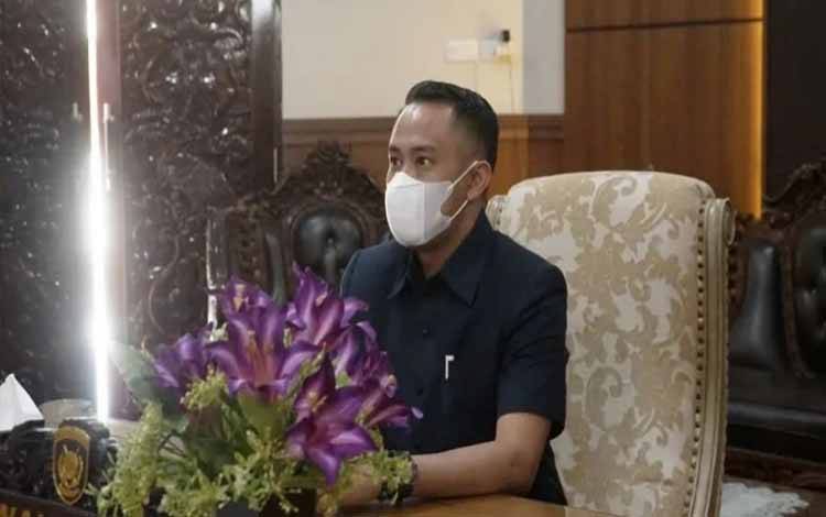Wali Kota Palangka Raya, Fairid Naparin