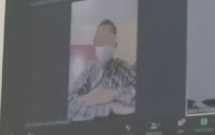 Terdakwa Hendriannoor alias Hendri/?
