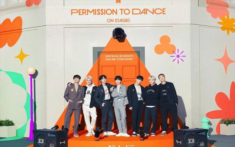 Poster untuk acara "BTS PERMISSION TO DANCE ON STAGE". (ANTARA/HO/twitter @bts_bighit)