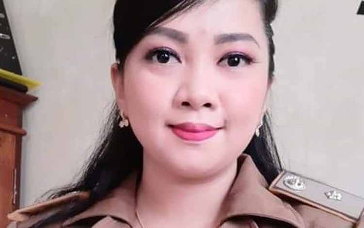 Lurah Tumbang Telaken, Kecamatan Manuhing, Kabupaten Gunung Mas, Gusti Ray Novhanda