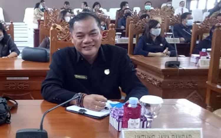 Anggota DPRD Kabupaten Gunung Mas, Untung Jaya Bangas