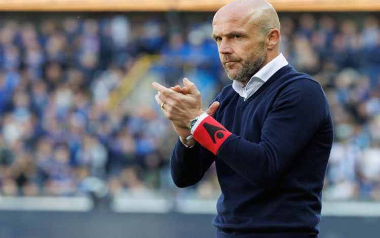 Pelatih kepala Club Brugges Alfred Schreuder ketika pertandingan Club Brugge KV melawan Royale Union Saint-Gilloise di Brugge, Belgia, Rabu 11 Mei 2022