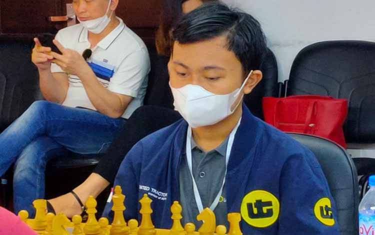 Pecatur CM Arfan Aditya Bagus kokoh di puncak klasemen sementara Ha Noi IM Chess Tournament 2022 setelah menyelesaikan pertandingan babak keempat, Kamis (26/5/2022)