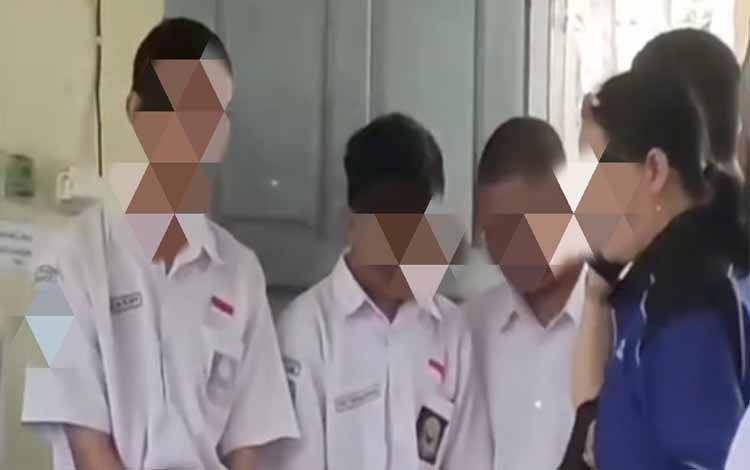 Pemukulan siswa yang dilakukan oknum guru disebuah sekolah di Pangkalan Bun, Kabupaten Kobar