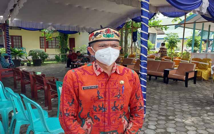 Plt Camat Selat, Yaya Setiabudi