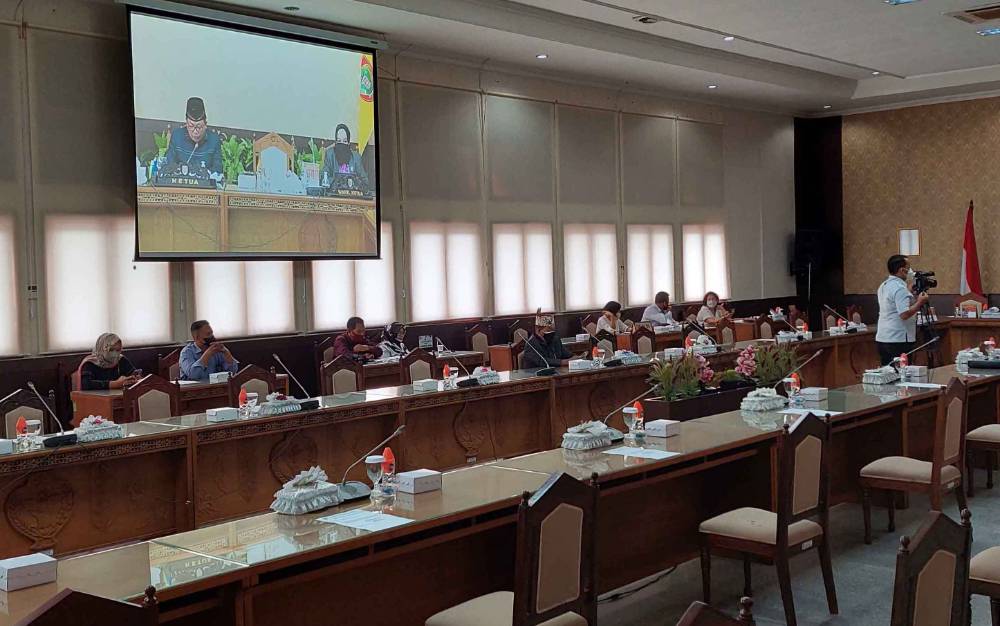 Rapat Paripurna DPRD Kalteng.