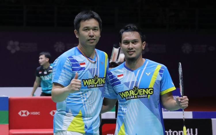 Hendra Setiawan/Mohammad Ahsan lolos ke babak final Malaysia Masters 2022 setelah mengalahkan ganda putra China di Kuala Lumpur, Sabtu. (dokumentasi PP PBSI)
