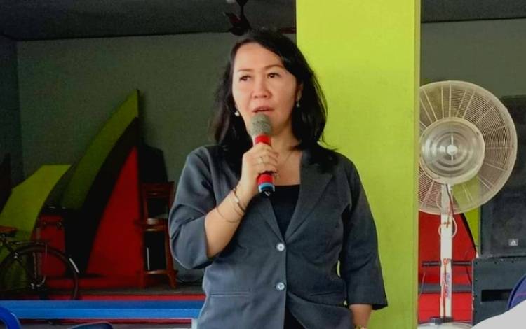 Anggota DPRD Kalteng, Natalia. (FOTO: IST)