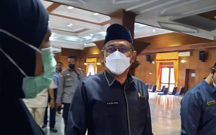 Ketua DPRD Kobar M Rusdi Gozali. (FOTO: DANANG)