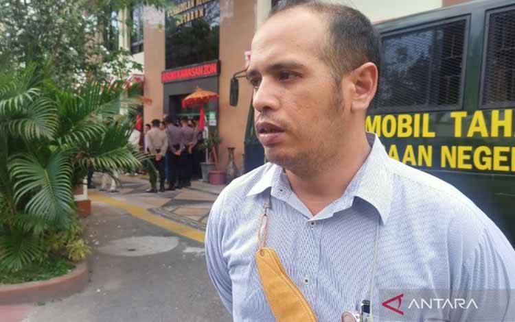 Kasi Pidsus Kejari Lombok Tengah Bratha Hary Putra. ANTARA/Dhimas B.P