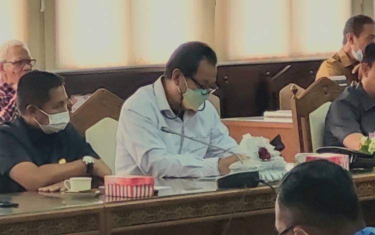 Anggota DPRD Kalteng, Sugiyarto. (FOTO: DONNY D)