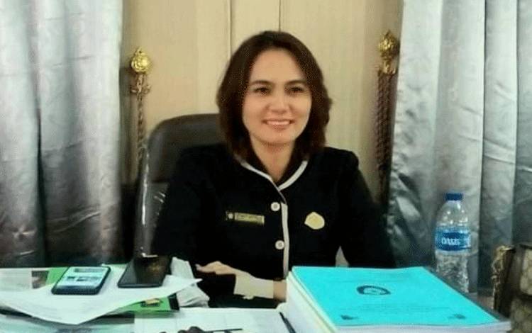 CAPTION: Anggota DPRD Kalteng, Sinar Kamala. (FOTO: DOK SINAR KAMALA)