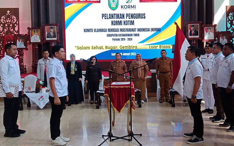 Bupati Kotawaringin Timur beserta Fokopimda menghadiri pelantikan dan pengukuhan pengurus Kormi Kotim periode 2019-2024, Selasa, 24 Januari 2024. (FOTO: DEWIP)