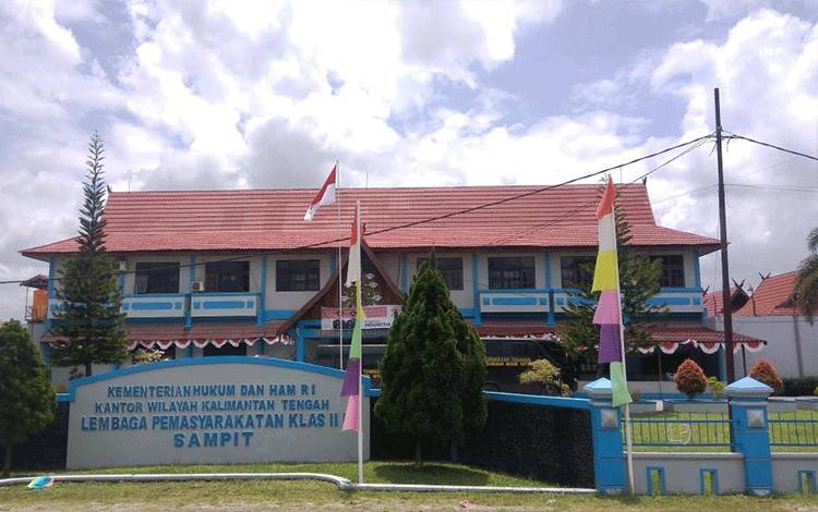 Kantor Lapas Sampit di Jalan? Lembaga Sampit. (FOTO: BUDDI)