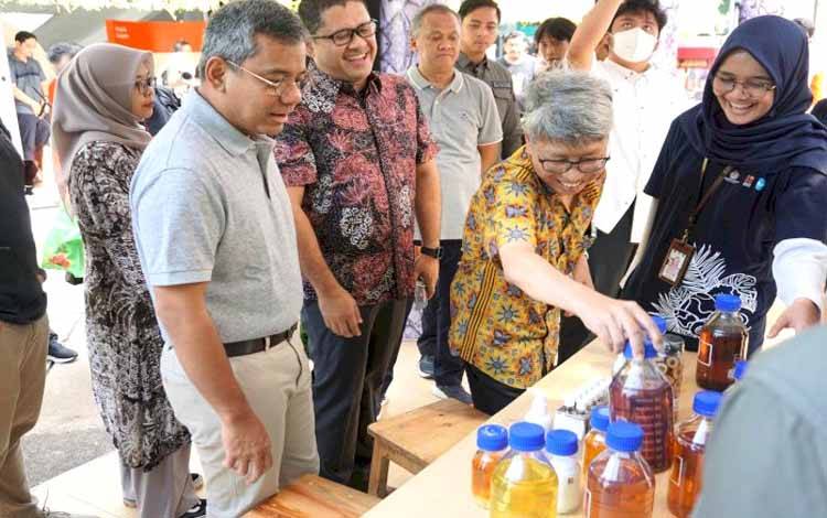 Booth BPDPKS di BLU Fair ramai dikunjungi.(FOTO: Rilis BPDPKS)