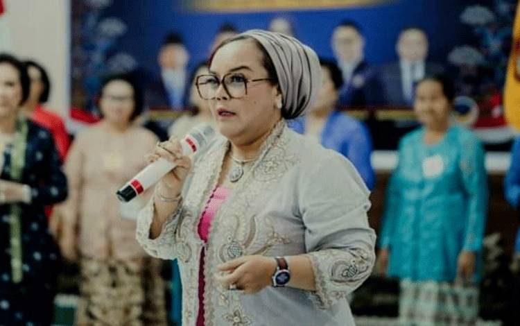 Wakil Ketua III DPRD Kalteng, Faridawaty Darland Atjeh. (FOTO: DPRD KALTENG)