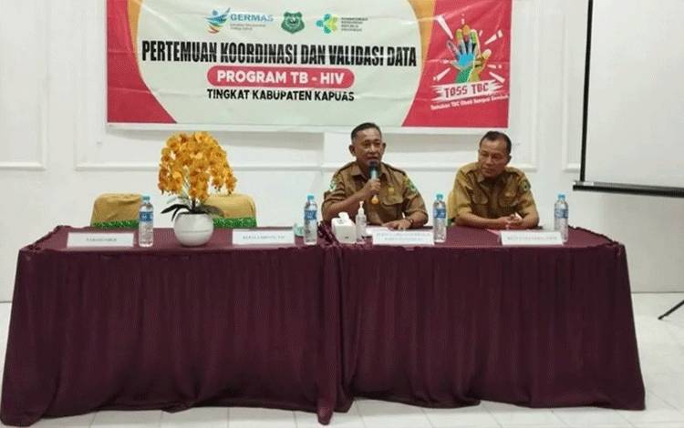 Kabid P2P Dinkes Kapuas, dr Ahmad Haspiani (kiri). (FOTO: IST)