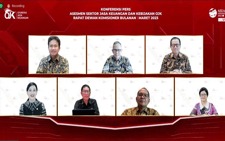 Rekaman layar konferensi pers hasil Rapat Dewan Komisioner atau RDK secara online pada Senin, 3 April 2023.(FOTO: TESTI PRISCILLA)