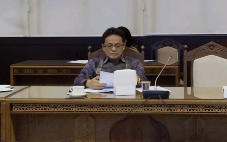 Ketua Komisi I DPRD Kalteng, Yohannes Freddy Ering. (FOTO: DONNY D)
