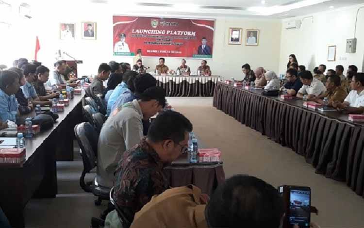 Kegiatan Launching Platform SIPKEBUN di Aula Disbun Kalteng, baru baru ini. (FOTO: IST)