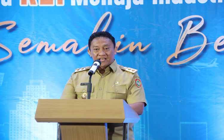 Wakil Gubernur Kalteng Edy Pratowo saat membuka Rapat Kerja Daerah Real Estate Indonesia (REI) Kalteng 2023 (FOTO: IST)
