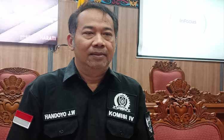 Anggota Komisi IV DPRD Kabupaten Kotawaringin Timur Handoyo J Wibowo. (FOTO: DEWIP)