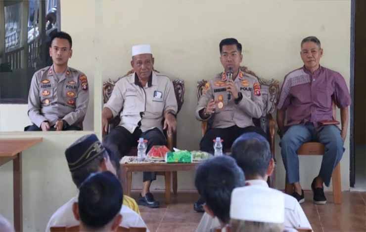 Kapolres Kapuas AKBP Kurniawan Hartono menghadiri kegiatan pertemuan rutin bersama Purnawirawan Polri dan Warakawuri Polri. (FOTO: IST)