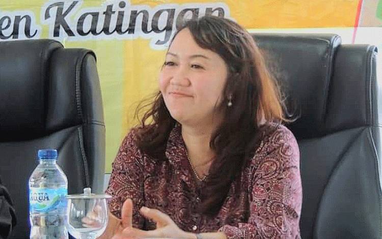 Legislator Kalteng, Natalia. (FOTO: DOK NATALIA)