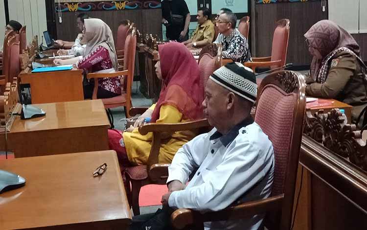 Rapat dengar pendapat?Komisi III DPRD Kotawaringin Timur, Selasa, 18 Juli 2023. (FOTO: DEWIP)?