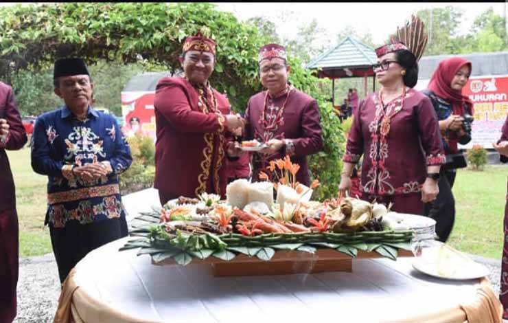 Wakil Gubernur Kalimantan Tengah, Edy Pratowo saat mengikuti rangkaian peringatan hari jadi Kabupaten Katingan, Kamis, 20 Juli 2023. (FOTO: IST)
