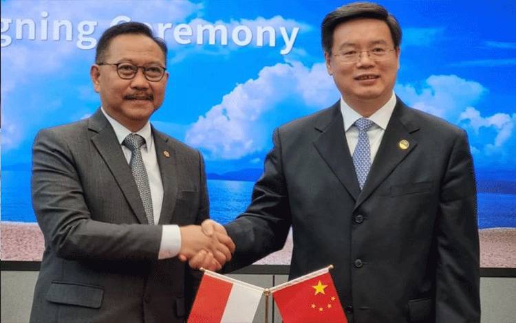 Otorita Ibu Kota Nusantara Republik Indonesia menjajaki kerja sama membangun kota masa depan dengan Kota Shenzhen Republik Rakyat Tiongkok. ANTARA/HO - Otorita IKN
