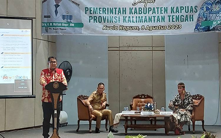 Dirjen Otda Kemendagri, Akmal Malik saat kunjungi Kabupaten Kapuas pada Selasa, 8 Agustus 2023. (FOTO: DODI)