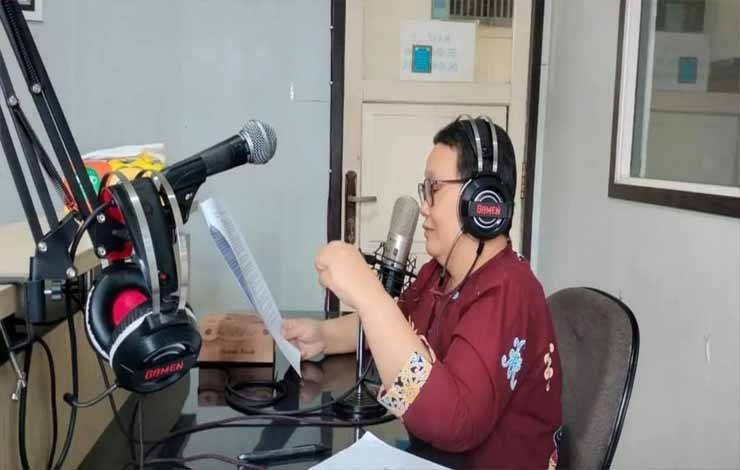 Narasumber dari RSUD Kapuas saat edukasi dan penyuluhan tentang ASI, bertempat di RSPD, Kamis, 24 Agustus 2023. (FOTO: IST)