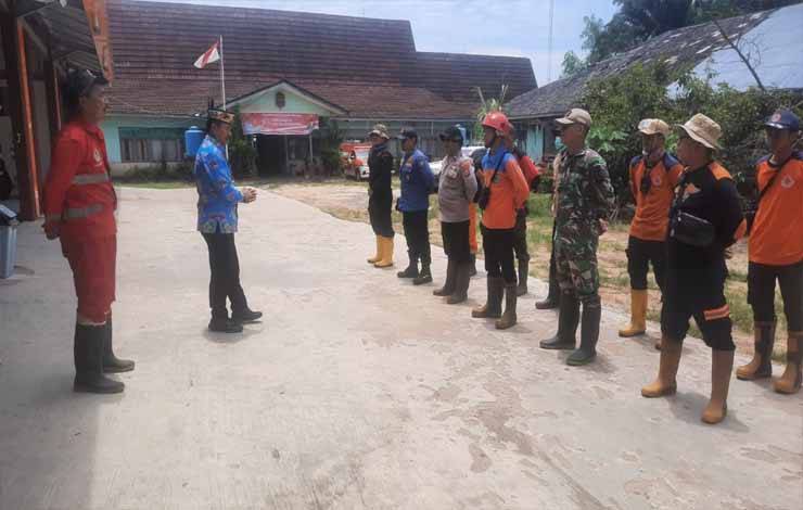 Satgas Karhutla Kapuas saat akan diberangkatkan tanggulangi karhutla di Desa Kahuripan Permai, Kamis, 14 September 2023. (FOTO: IST)