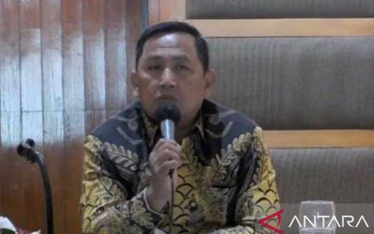 Tangkapan layar Deputi Bidang Perkoperasian Kementerian Koperasi dan UKM Ahmad Zabadi saat menjadi narasumber disosialisasi perubahan ketiga terhadap Undang-Undang Perkoperasian di Jakarta, Jumat (15/9/2023). ANTARA/Arif Prada