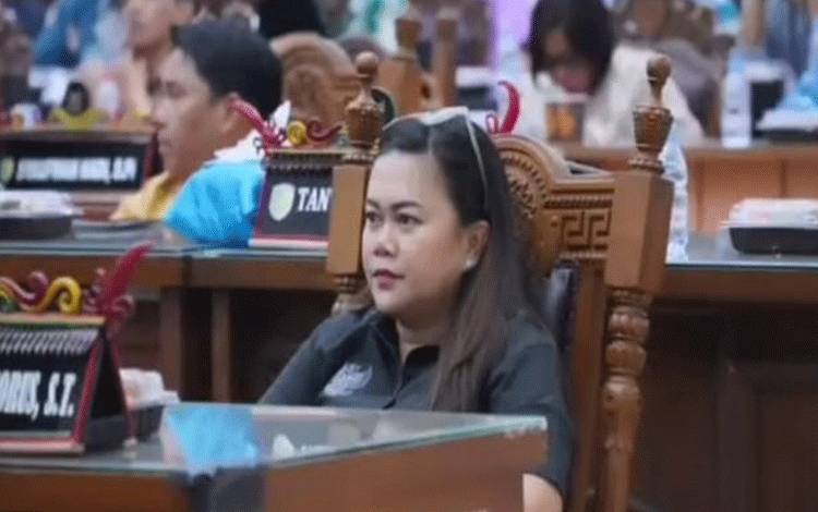 Juru Bicara Fraksi Perindo-PSI DPRD Palangka Raya, Shopie Ariany. (FOTO: IST)
