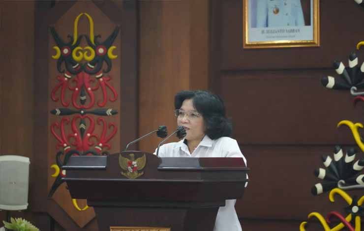 Kepala Bagian Pengendalian Administrasi Pelaksanaan Pembangunan Wilayah, Biro Administrasi Pembangunan Setda Prov. Kalteng, Anna Nuritha. (FOTO:TOMY)