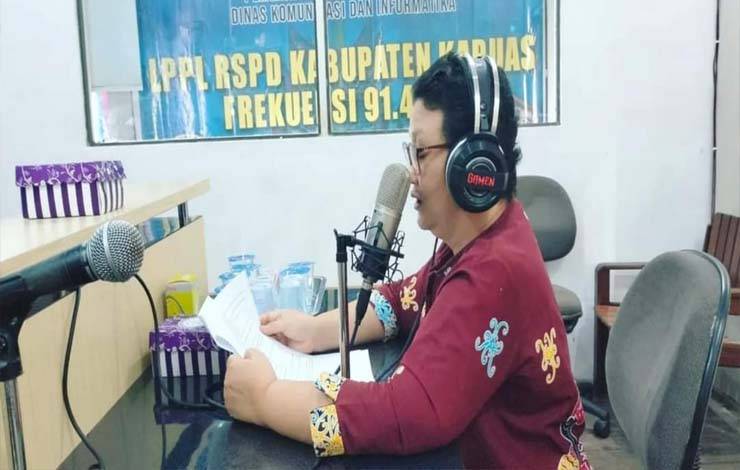 Promkes RSUD Kapuas memberikan edukasi tentang kesehatan mata pada Kamis, 5 Oktober 2023. (FOTO: IST)